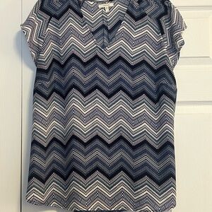 Maurices Zigzag Pattern Blouse in Navy and White